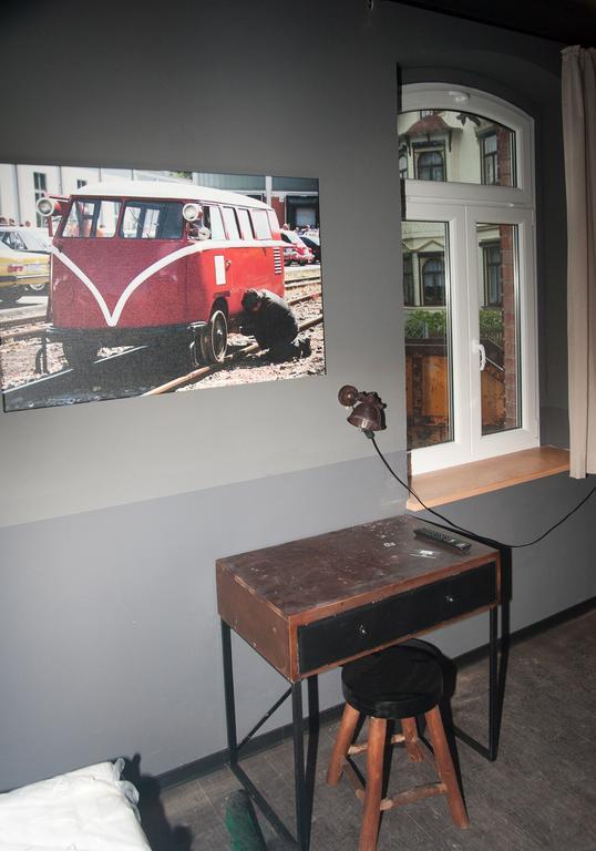 Hostel Am Bahnhof 줄 외부 사진
